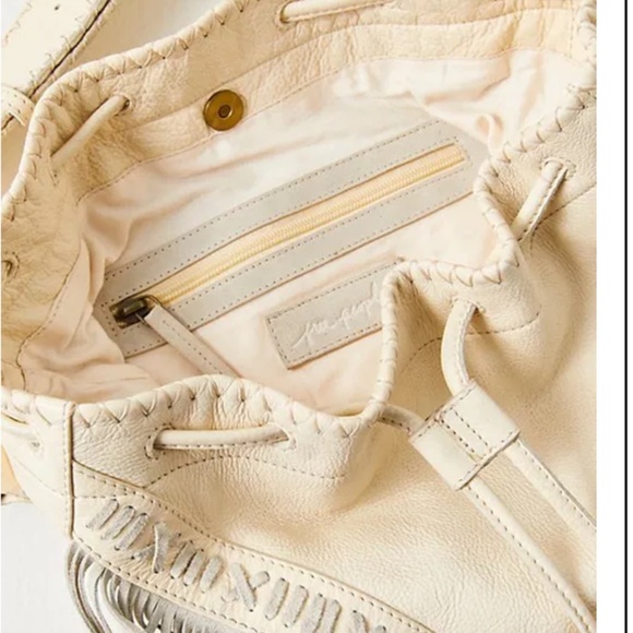 Free People Amarillo Tote Bag in Neutral NWT - Picture 5 of 10